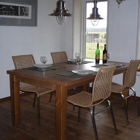 Rotes Haus Villa Brook Екстериор снимка