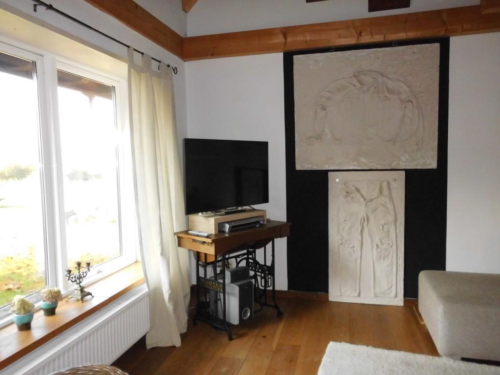 Rotes Haus Villa Brook Екстериор снимка